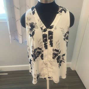 White House Black Market sleeveless dress shirt. Size 10